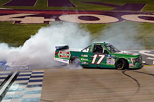 2022 Trucks Nashville Ryan Preece, No. 17 David Gilliland Racing Ford, burnout (Credit: NKP)