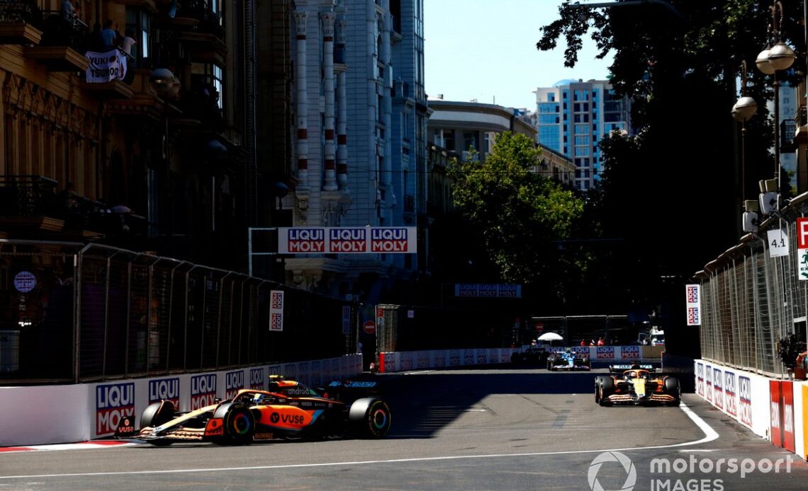 Lando Norris, McLaren MCL36, Daniel Ricciardo, McLaren MCL36