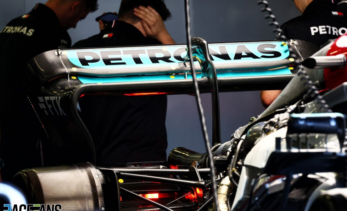 Mercedes rear wing, Baku City Circuit, 2022