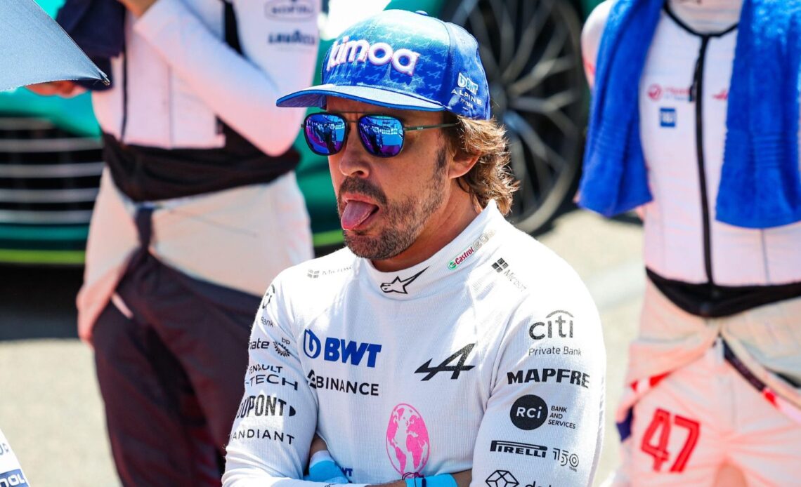 ‘Cheeky’ Fernando Alonso ‘up to his old tricks’ in Baku, says Damon Hill