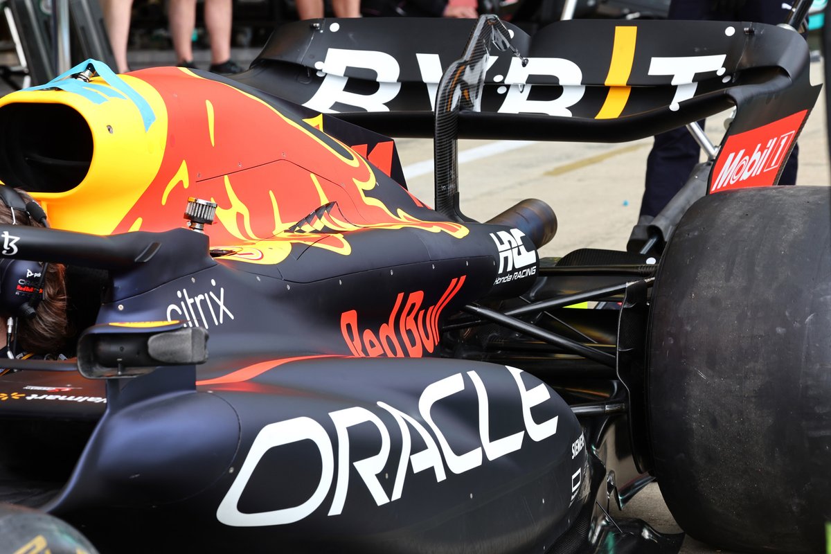 Red Bull Racing RB18 sidepods detail