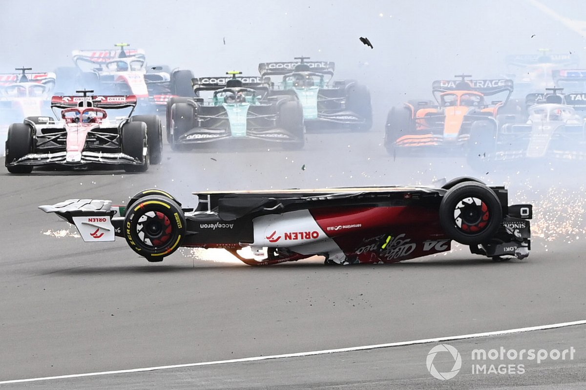 The accident involving Zhou Guanyu, Alfa Romeo C42 at the start of the race