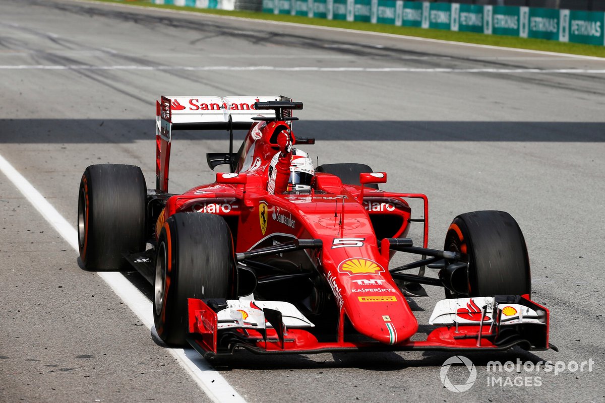 Race Winner Sebastian Vettel, Ferrari SF-15T