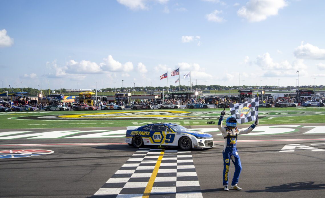 Chase Elliott Wins at Home, Posts Third Victory of the Season – Motorsports Tribune