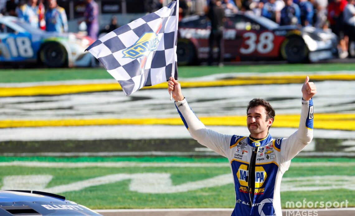 Chase Elliott, Hendrick Motorsports, NAPA Auto Parts Chevrolet Camaro