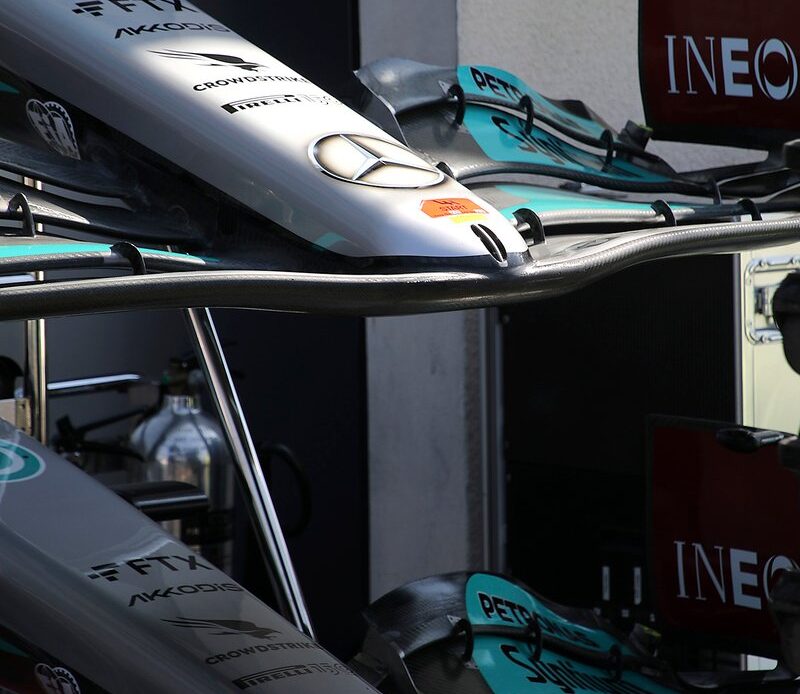 Mercedes W13 front wing