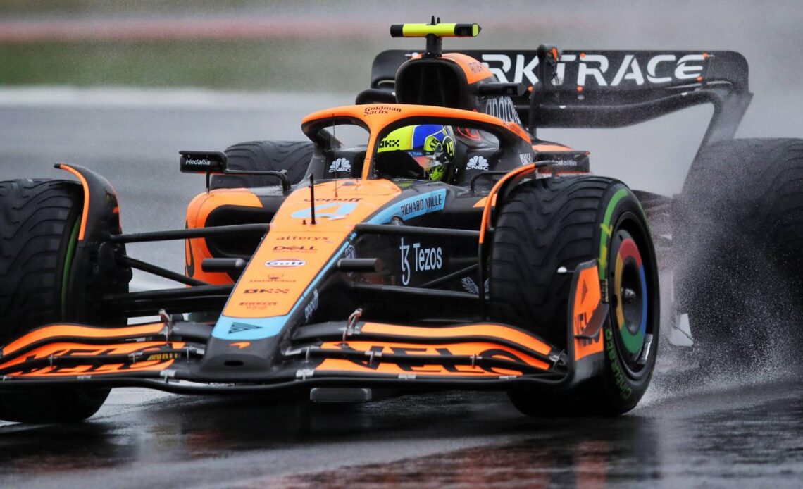Lando Norris focused on Fernando Alonso, will wave George Russell through