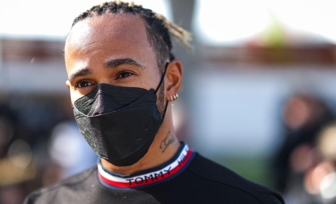 Lewis Hamilton explains why he continues to wear a face mask