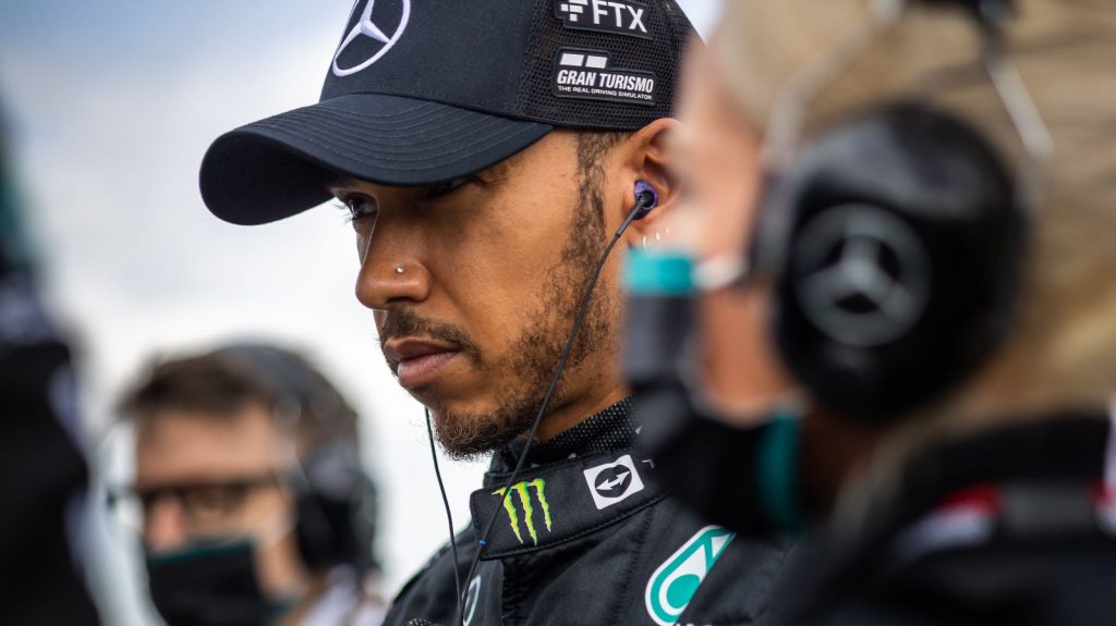 Lewis Hamilton serious with Angela Cullen. Imola April 2022