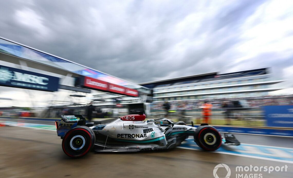 George Russell, Mercedes W13, leaves the garage