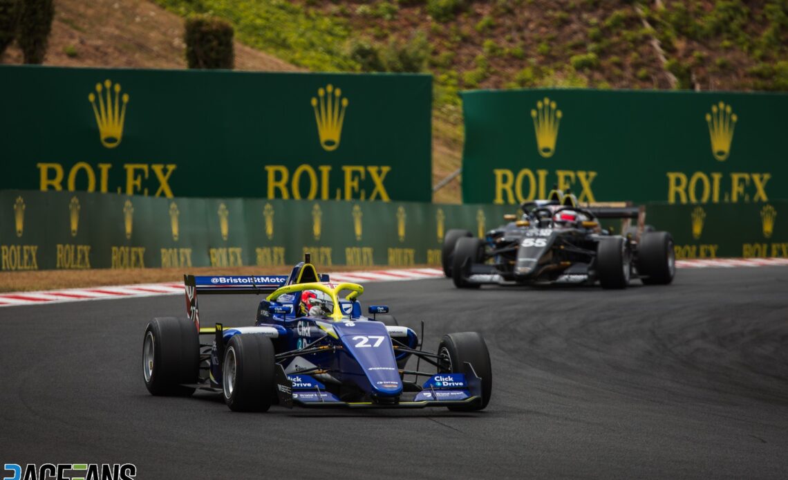 Powell holds off Chadwick to end her winning streak at Hungaroring · RaceFans