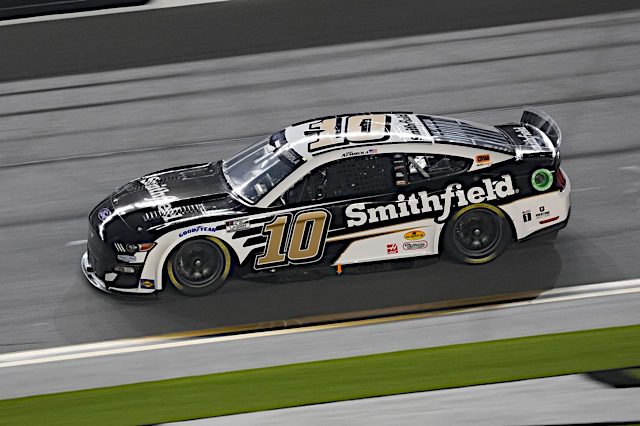 Aric Almirola Daytona 500 2022