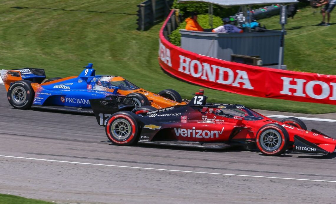 IndyCar's seven-way title fight, led by a pair of 40-somethings, is providing unparalleled excitement