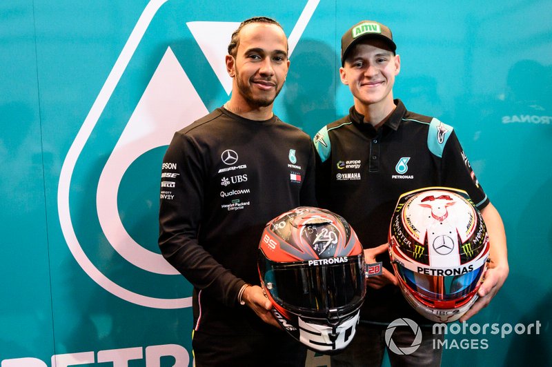 Lewis Hamilton and Fabio Quartararo swapped helmets in 2019.