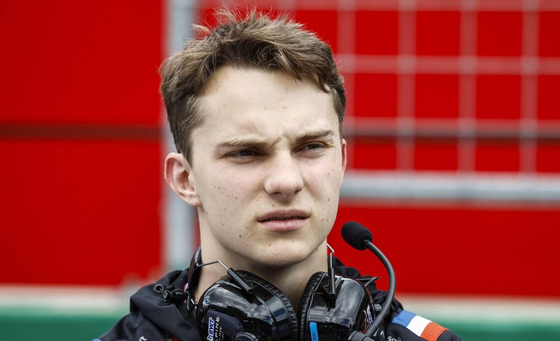Oscar Piastri rubbishes Alpine's announcement that he will drive for them in 2023