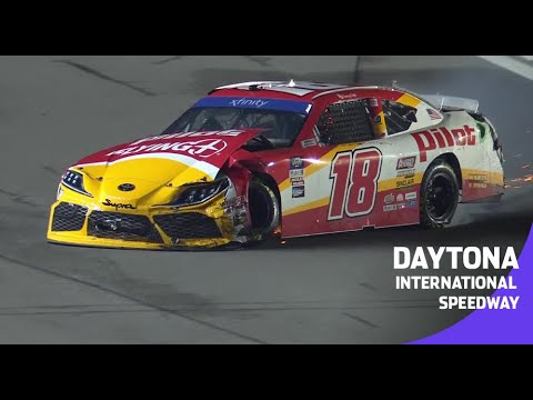 Sammy Smith spins, contacts the wall at Daytona