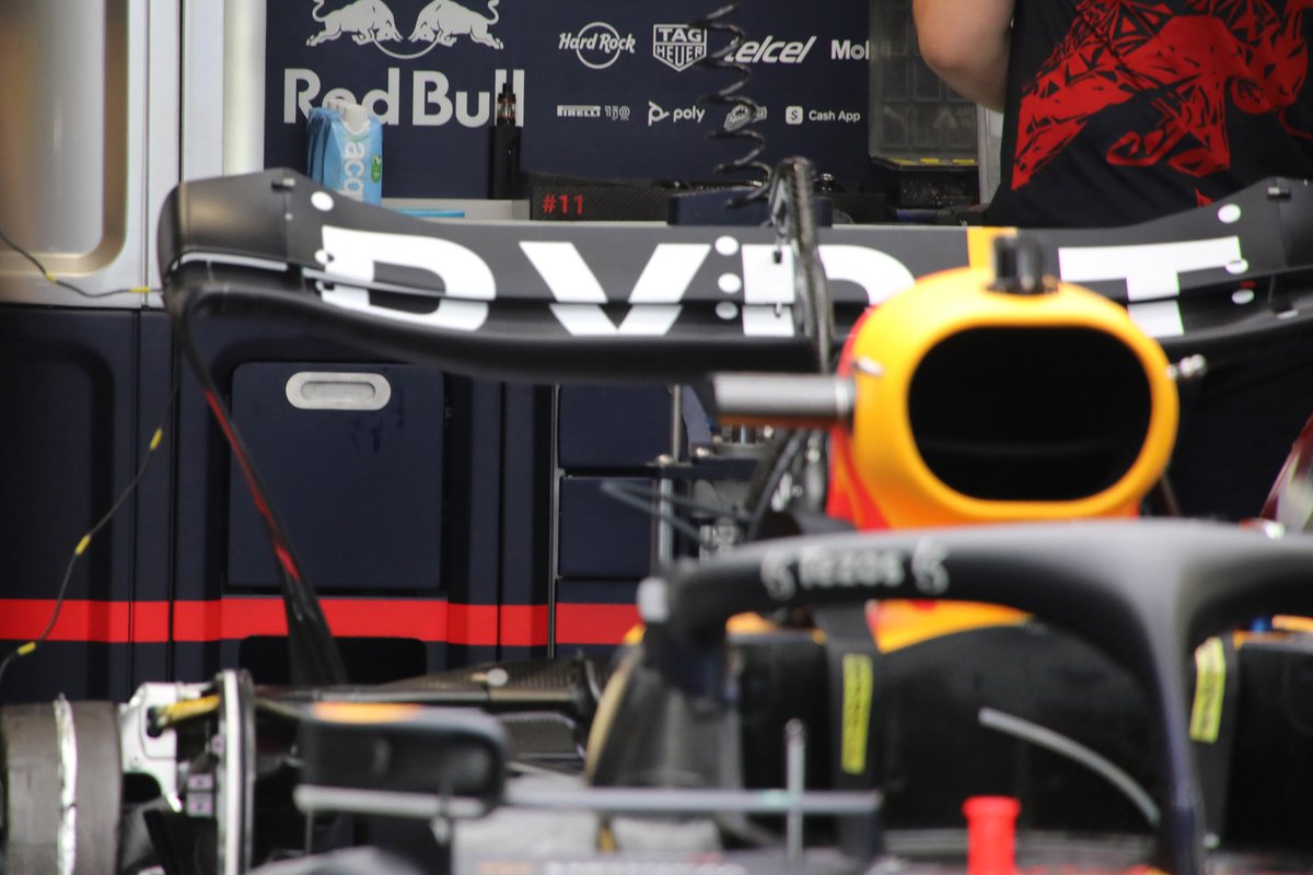 Red Bull Racing RB18 technical detail