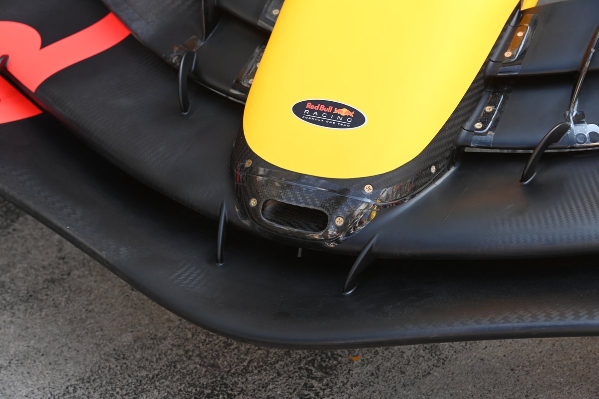Red Bull Racing RB18 nose detail