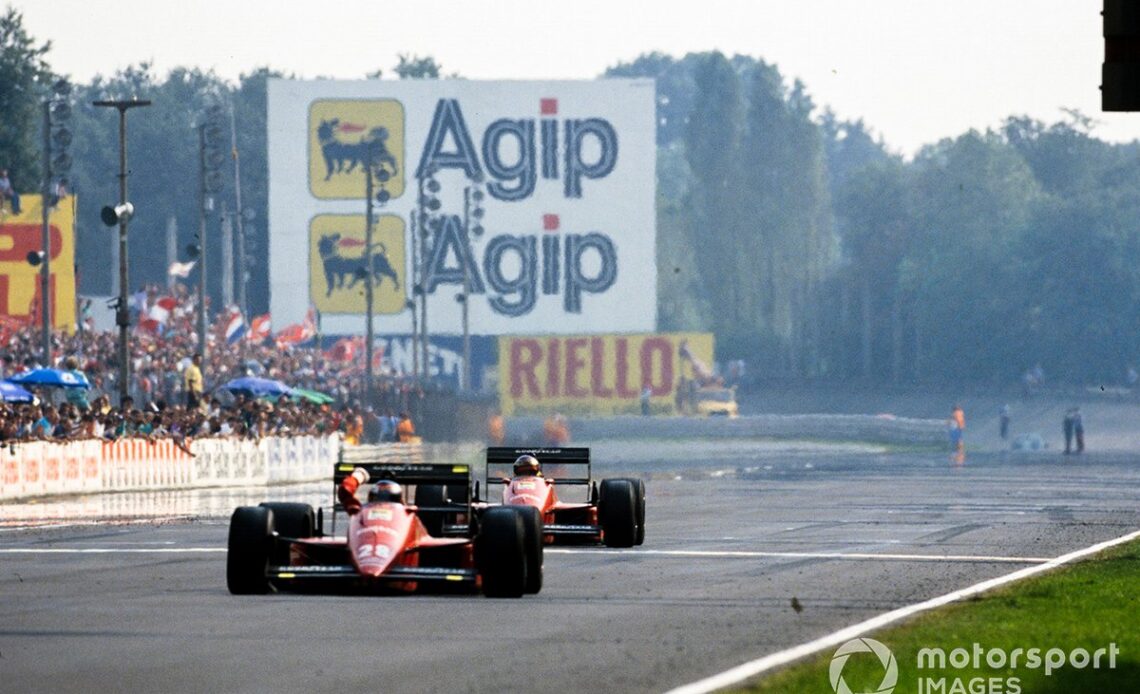 Senna's clash with Schlesser opened the door for an emotional Ferrari 1-2, the only time in 1988 that a McLaren was beaten in a grand prix