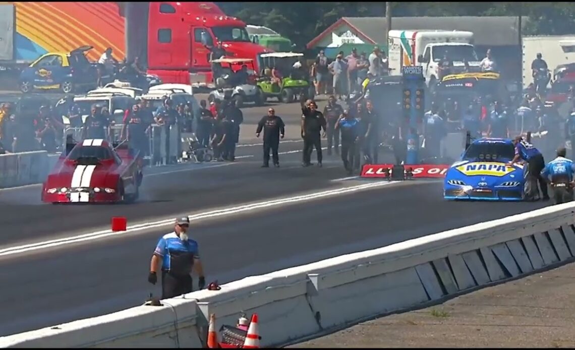 Ron Capps, Bobby Bode No Reverse, Top Fuel Funny Car, RND2 Eliminations, Lucas Oil Nationals,