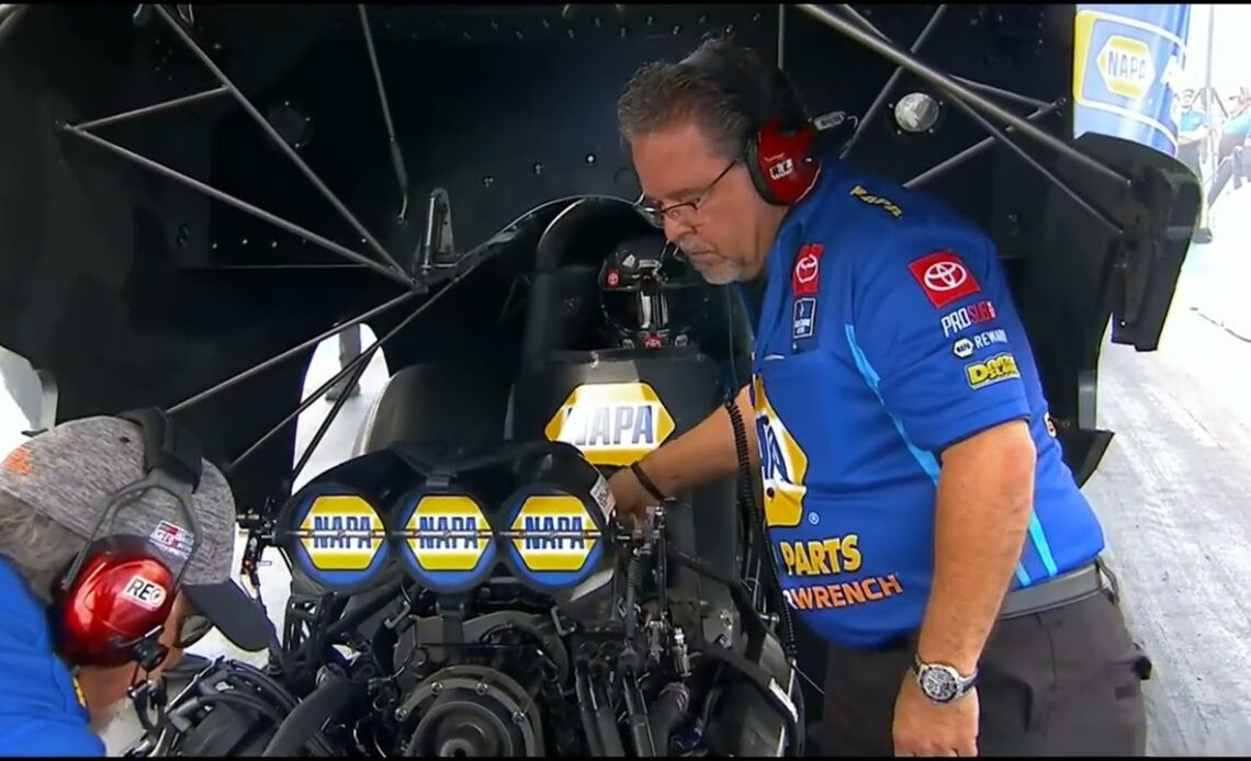 Ron Capps, John Force, Top Fuel Funny Car, RND1 Qualifying, Lucas Oil Nationals, Brainerd