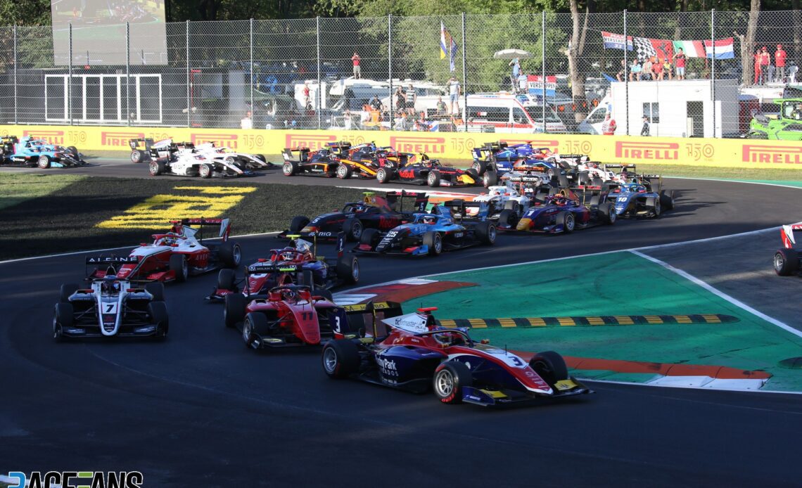 Shortened Formula 3 title-decider shows "the risk of racing with Formula 1" · RaceFans
