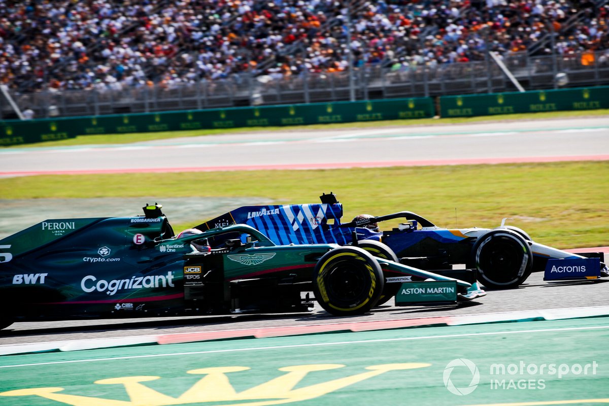 George Russell, Williams FW43B, battles with Sebastian Vettel, Aston Martin AMR21