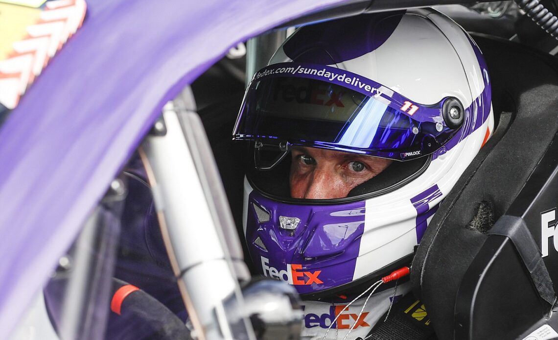 Denny Hamlin tops Ryan Blaney in Martinsville Cup practice