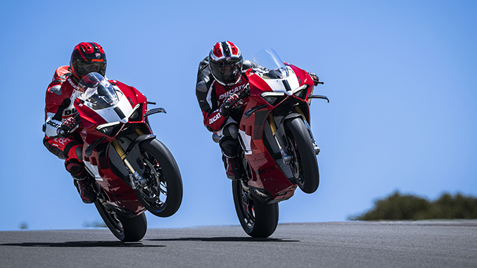 2023 Ducati Panigale V4 R (678)