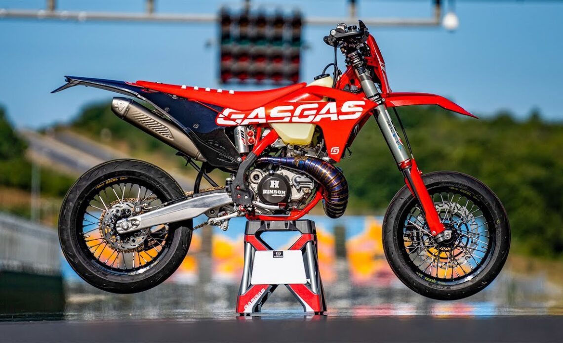 GASGAS EC300 Epic 2 Stroke SUPERMOTO Build