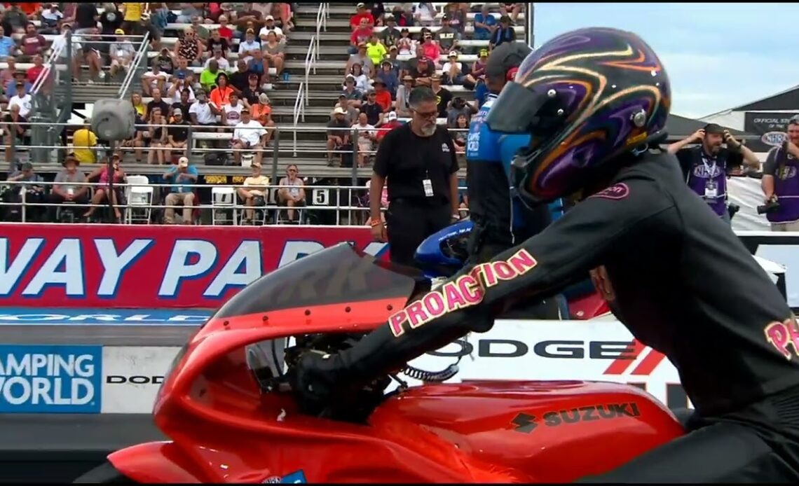 Hector Arana Jr , Malcom Phillips, Pro STock Motorcycle, Qualifying Rnd1, Dodge Power Brokers, U S