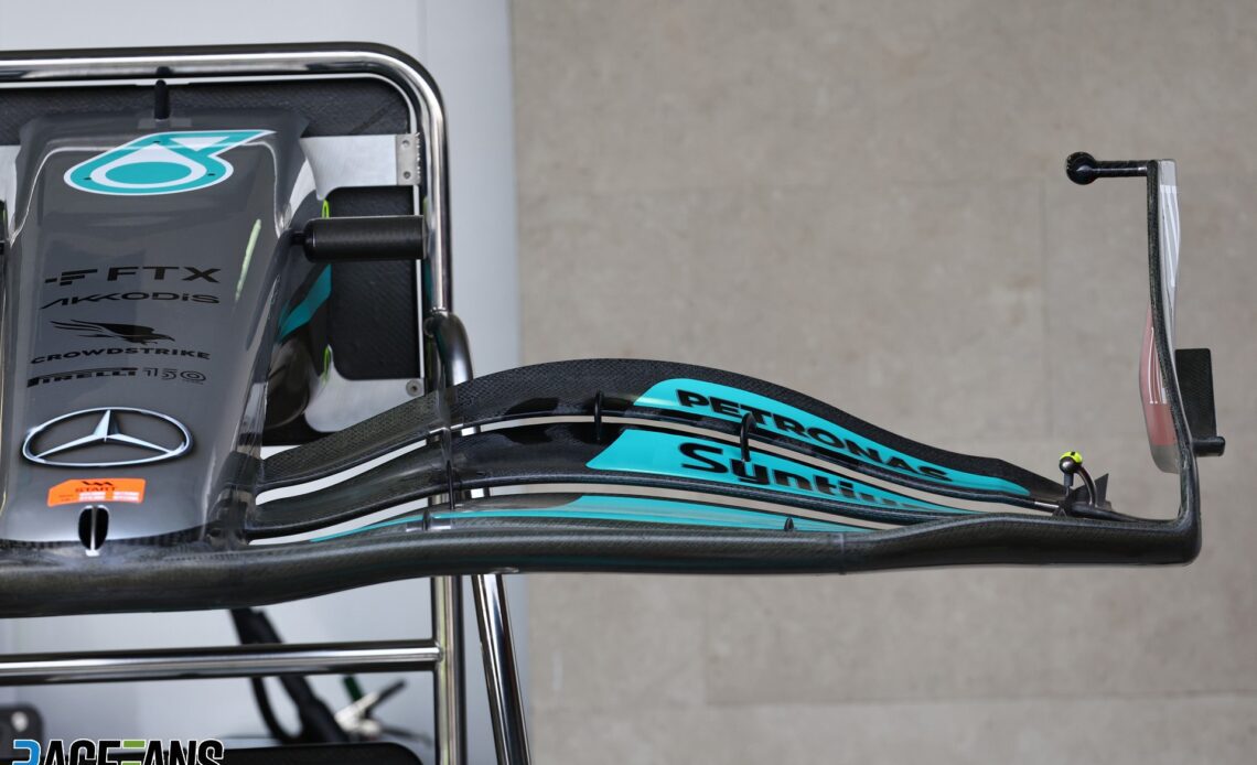 Revised Mercedes front wing, Autodromo Hermanos Rodriguez, 2022