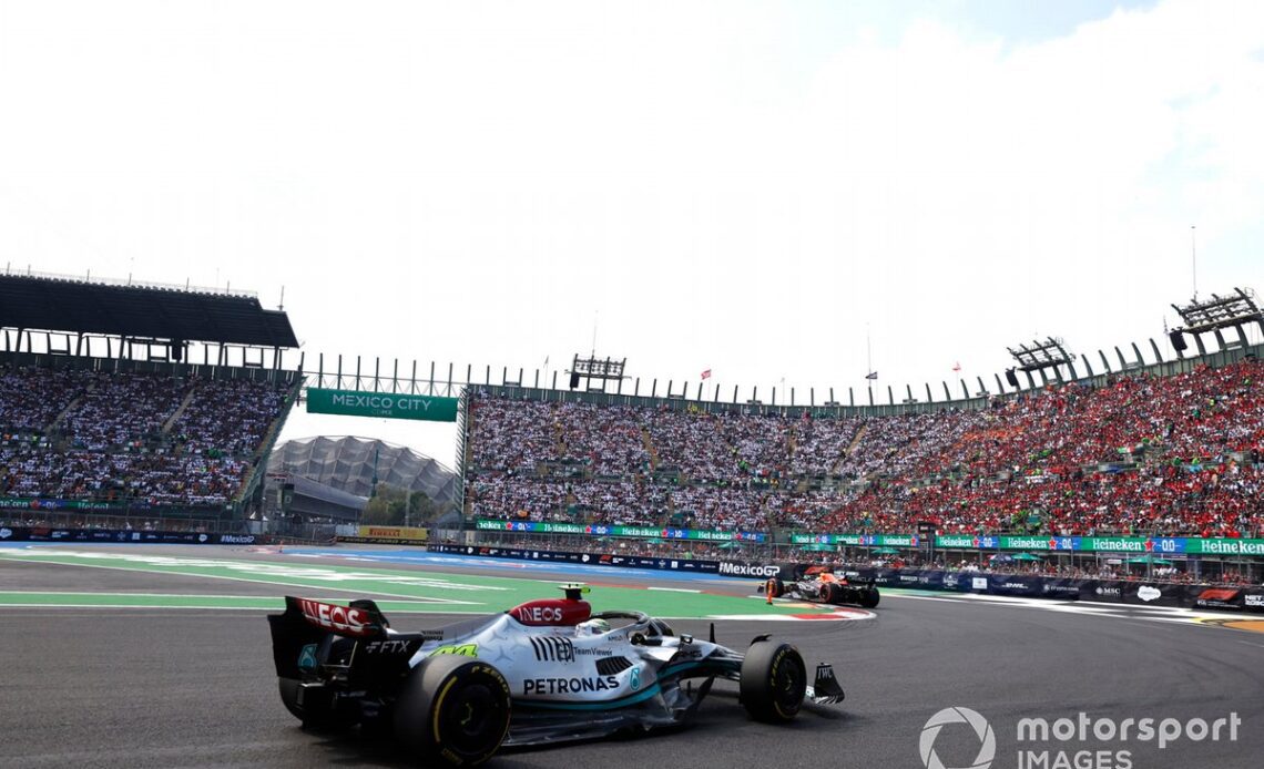 Lewis Hamilton, Mercedes W13