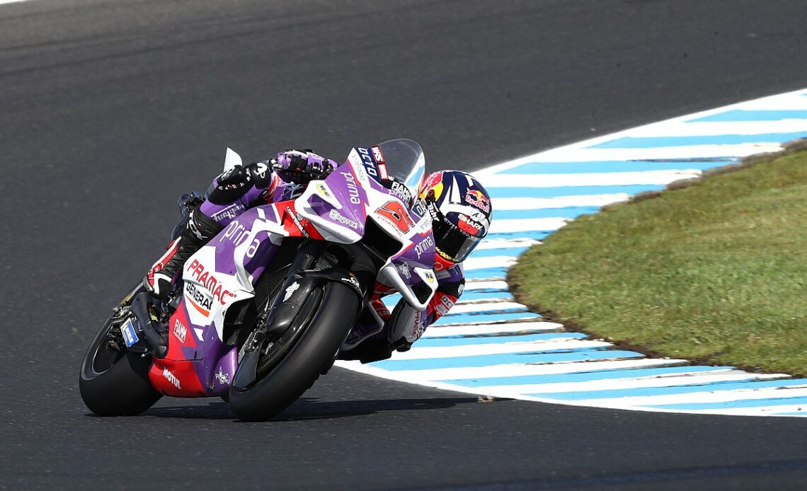 Zarco completes Friday practice sweep