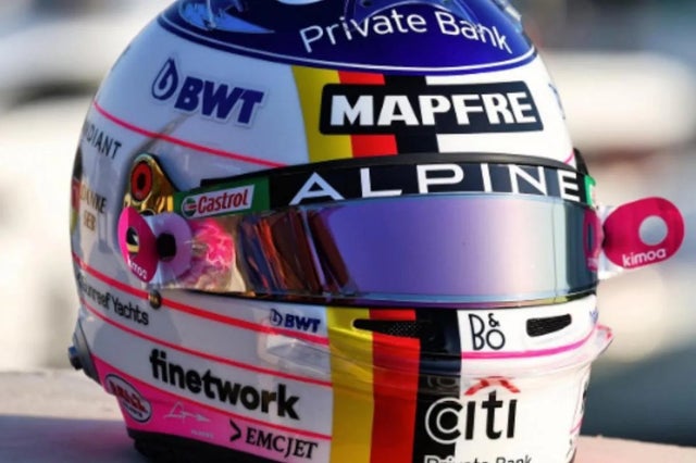 Alonso dedicates his helmet to Vettel at the Abu Dhabi GP