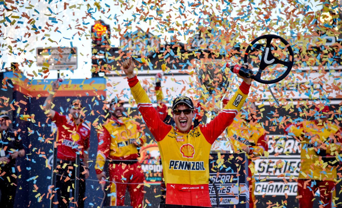 Joey Logano Wins at Phoenix, Banks Second NASCAR Cup Series Championship – Motorsports Tribune