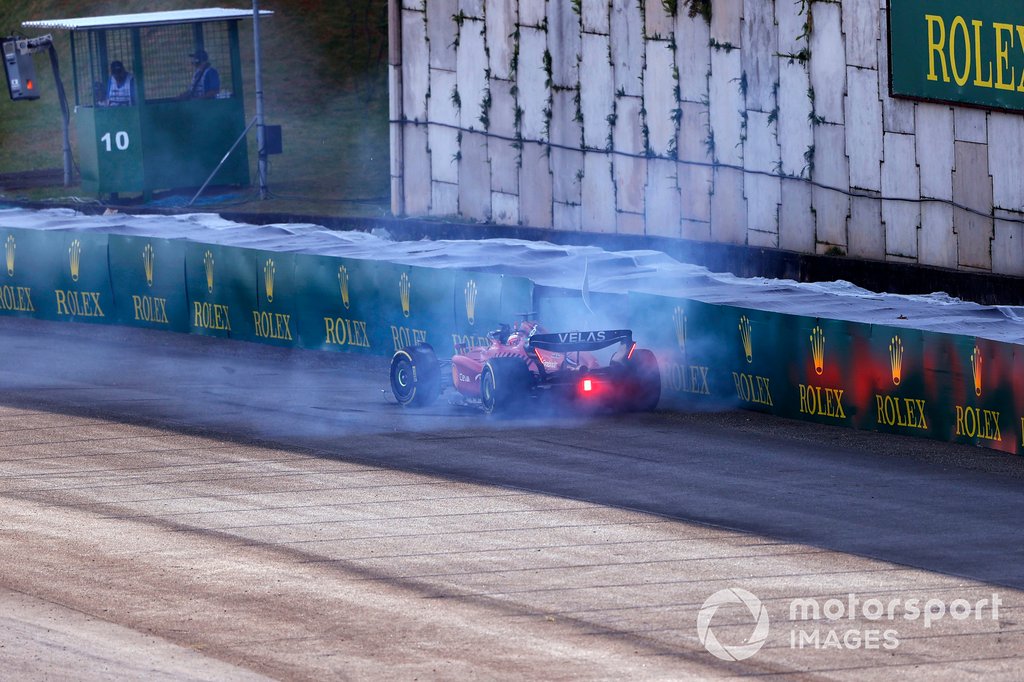 Charles Leclerc, Ferrari F1-75, hits the barrier