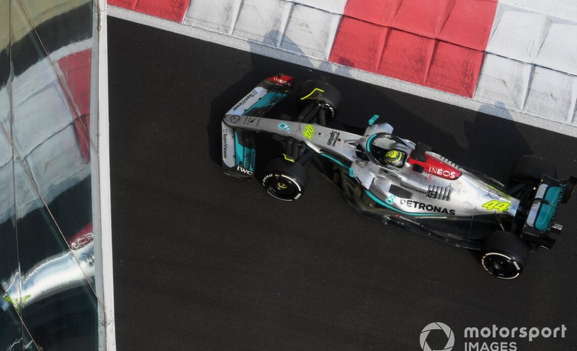 Lewis Hamilton, Mercedes W13