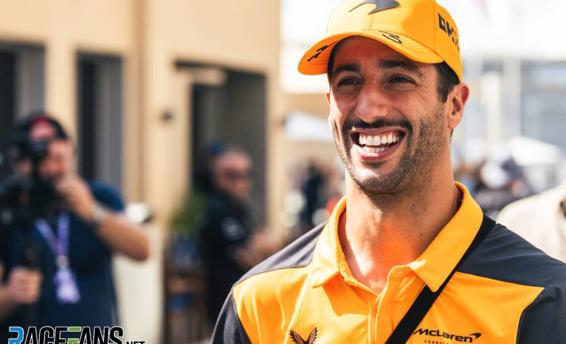 Daniel Ricciardo, McLaren, Yas Marina, 2022