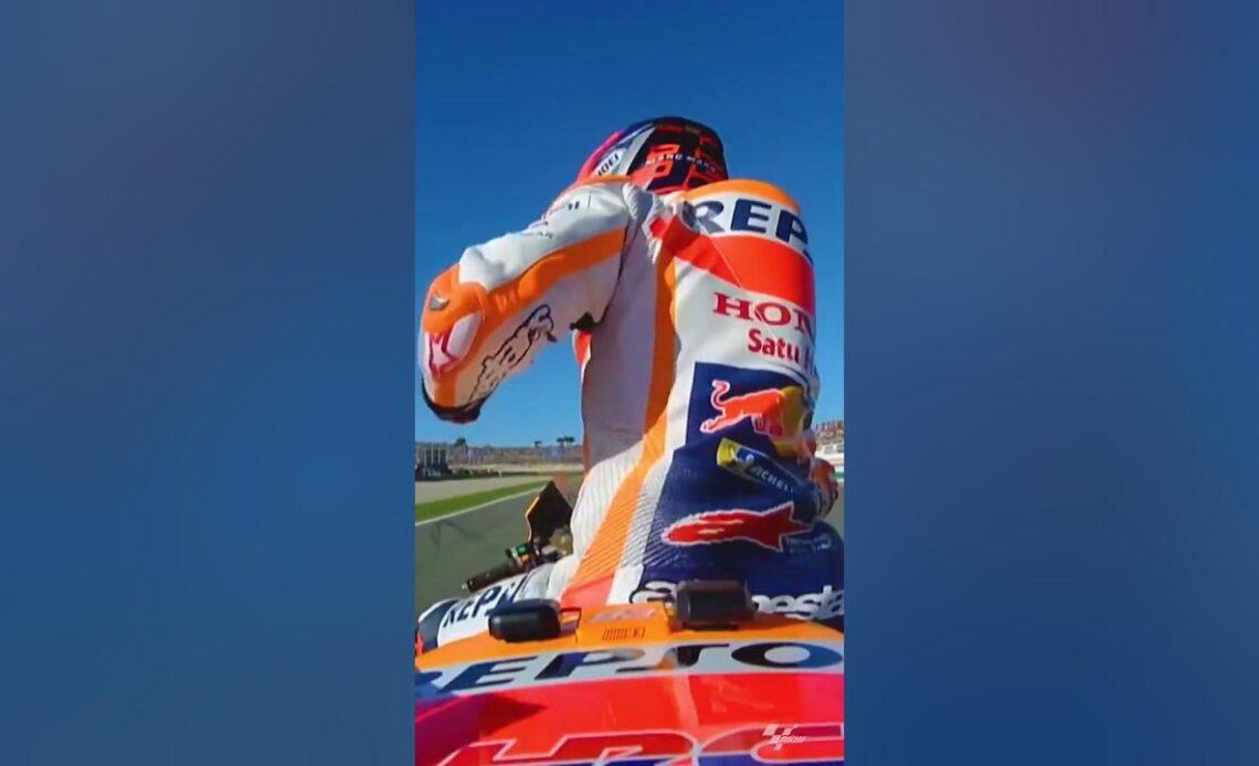 Saturday Afternoon Fever 🕺 | 2022 #ValenciaGP