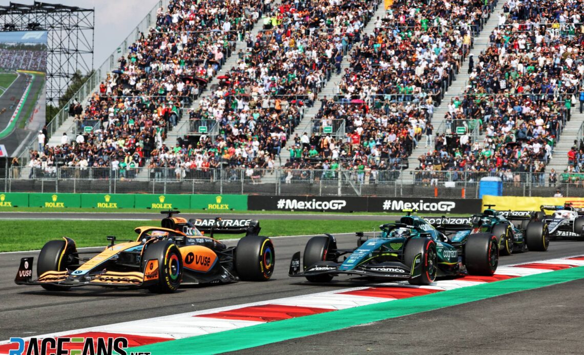 Daniel Ricciardo, McLaren, and Sebastian Vettel, Aston Martin, Autodromo Hermanos Rodriguez, 2022