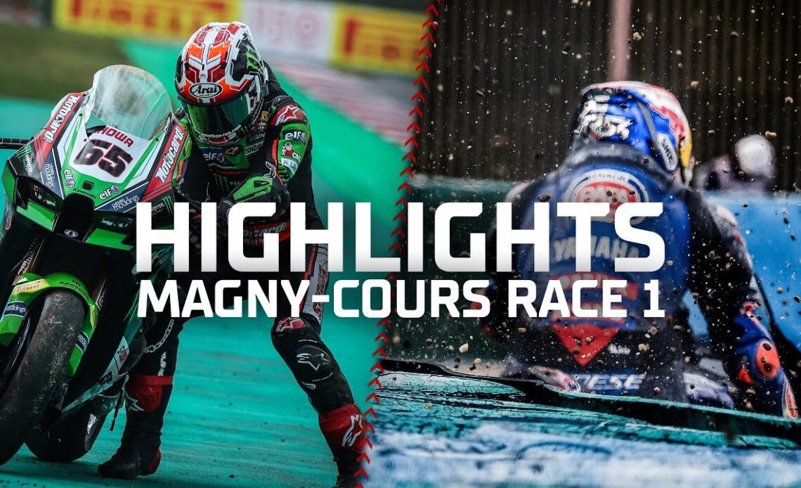 RACE 1 HIGHLIGHTS: Razgatlioglu and Rea crash out from the lead battle 😮 | 2022 French Round