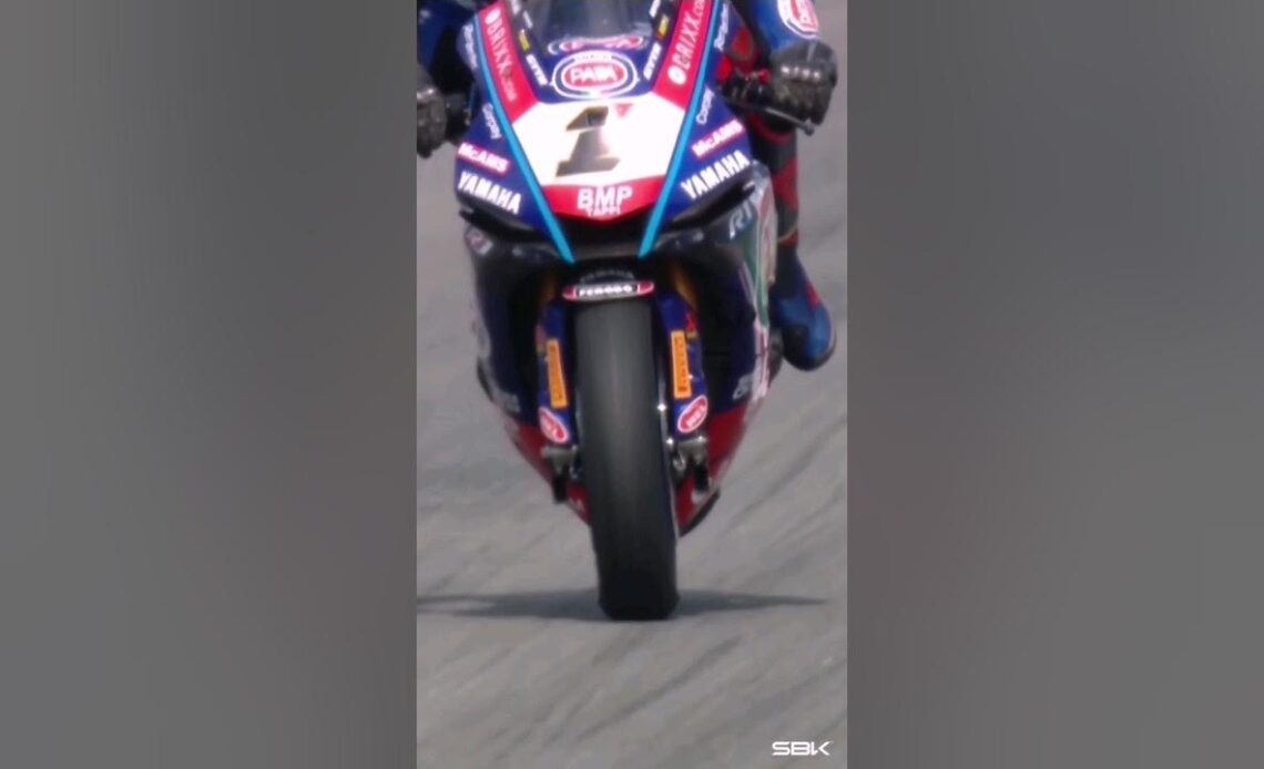 Toprak turns a stoppie into a neat wobble at Catalunya 👀 Happy #StoppieFriday! 🔥 #CatalanWorldSBK