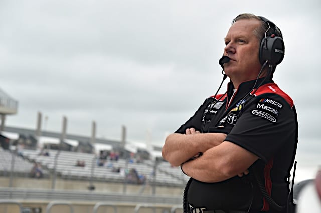 Todd Gordon sits on top of the pit box at Road America (Photo: NKP)
