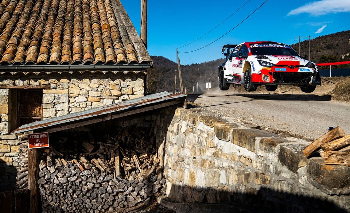 WRC Monte Carlo: Ogier edges closer to victory after halting Rovanpera charge
