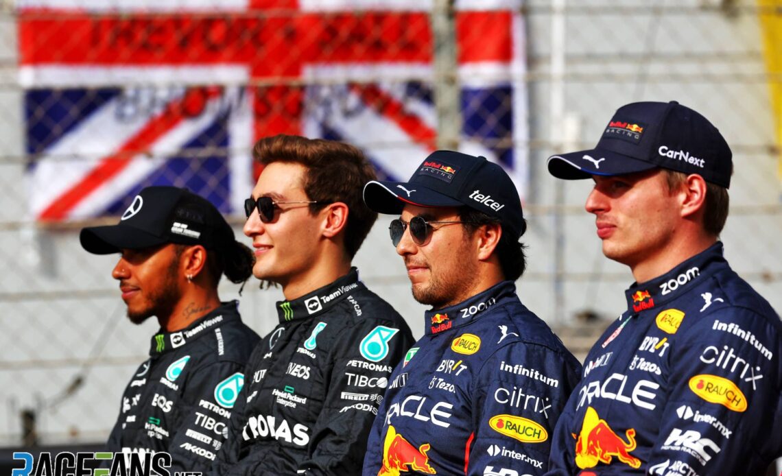 (L to R): Lewis Hamilton, George Russell, Mercedes; Sergio Perez, Max Verstappen, Red Bull; Yas Marina, 2022