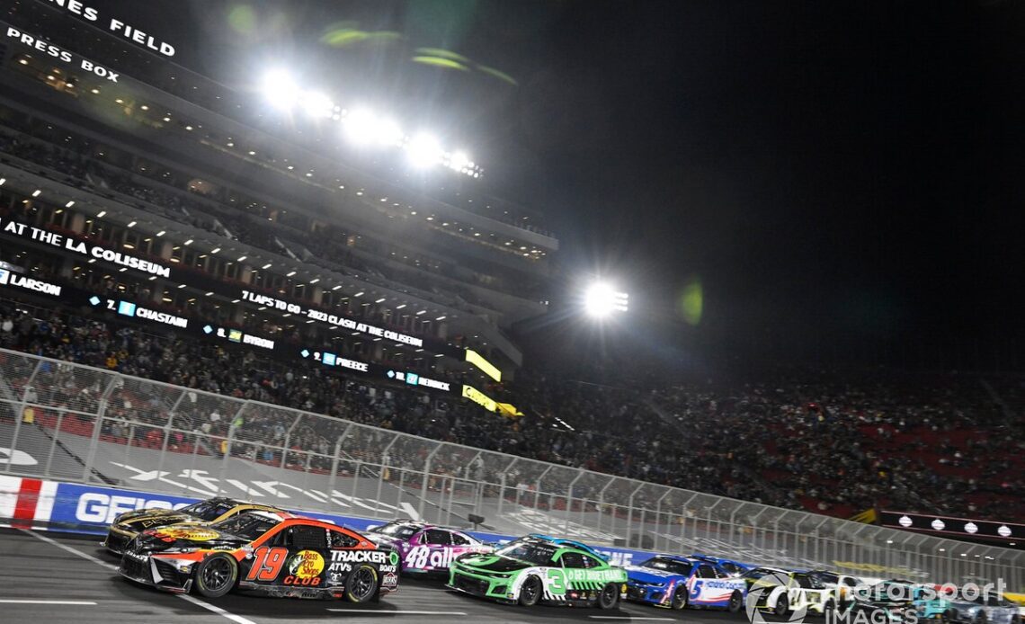 Race winner Martin Truex Jr., Joe Gibbs Racing