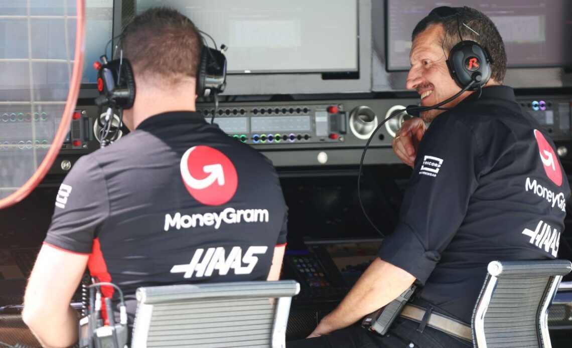 Haas save $250,000 with slimmed-down pitwall