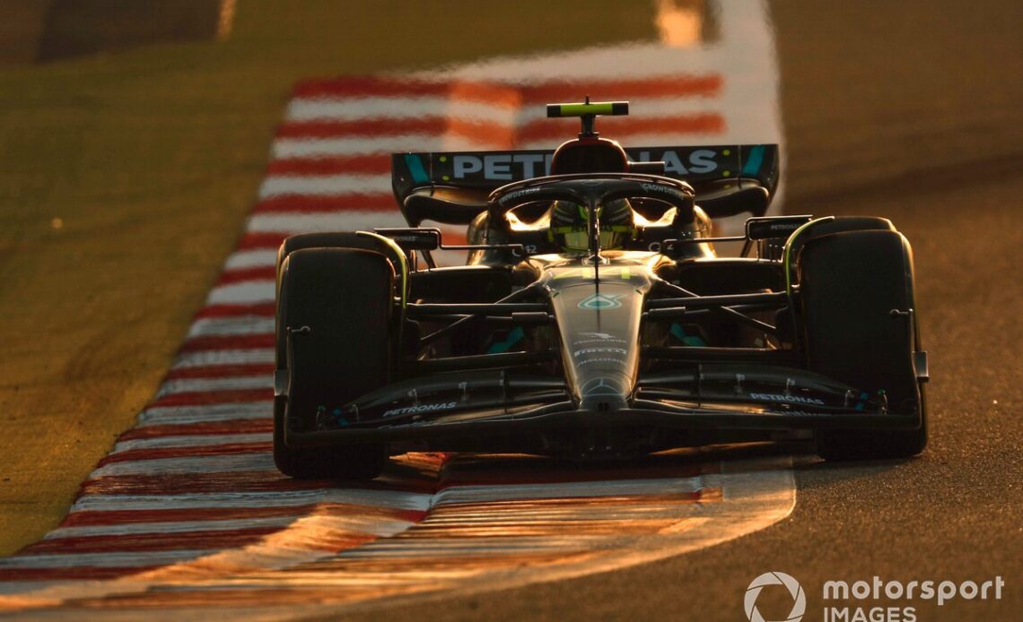 Lewis Hamilton, Mercedes F1 W14