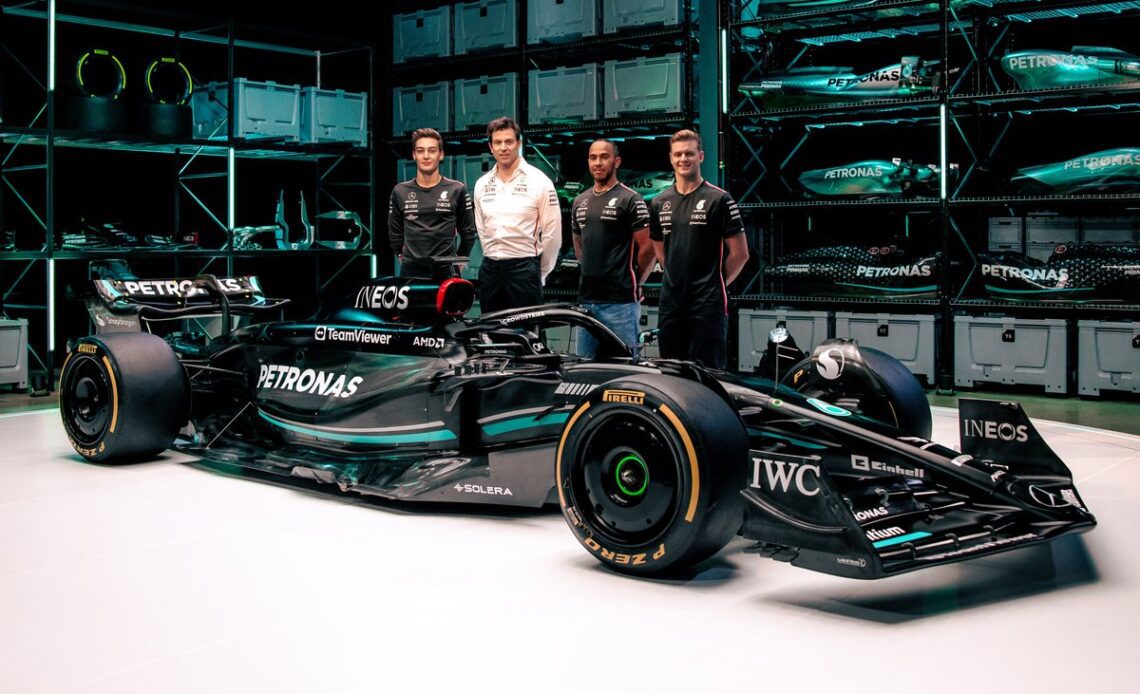 Lewis Hamilton, George Russell, Mick Schumacher, Mercedes Reserve Driver, Toto Wolff, Mercedes F1 Team Team Principal and CEO, Mercedes W14